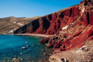 red beach czerwona plaza akrotiri santorini